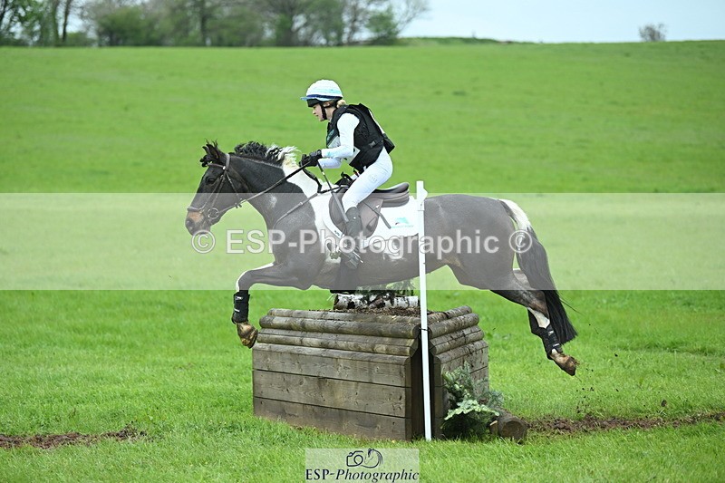 250419-123443-09761 - 518-Isadora.Lawrence-LOOKOUT.LOLLYPOP