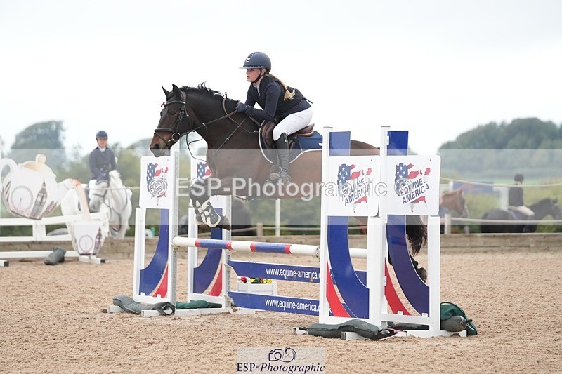 250920-101111-00564 - Cls 5 Pony British Novice and 80cm