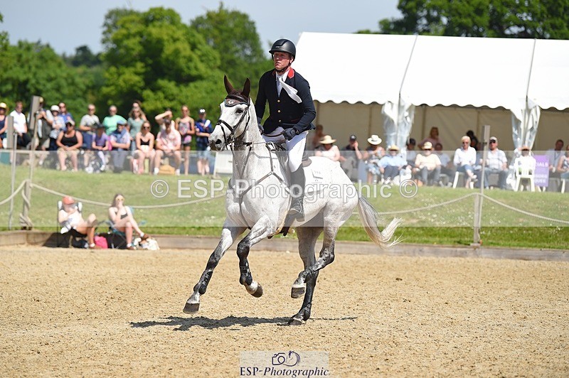 230528-113010-15236 - 302-EN_TARO_DES_VERNIER-Oliver_Townend-SUNTrotUp+SJ