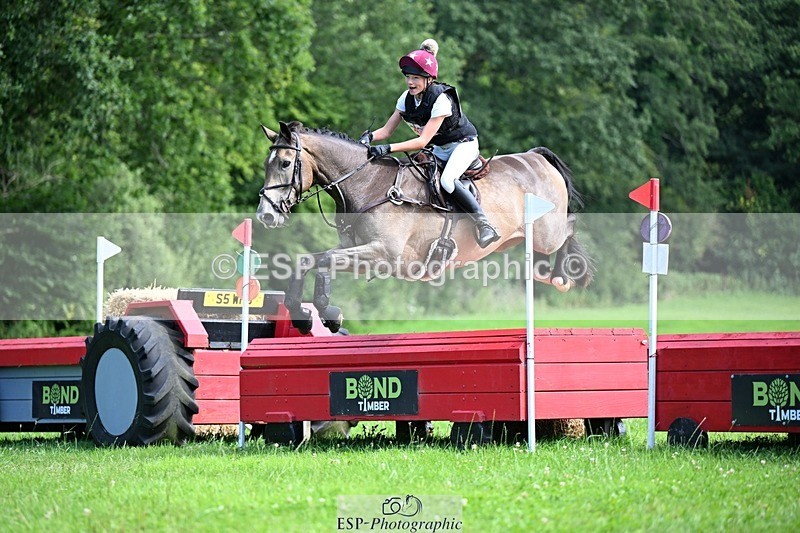 240803-151715-07792 - 227-Neve_Webber-MR_BUZZ