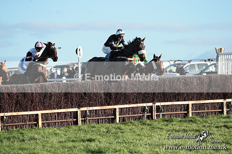 PtP 301125  0558 - Hursley Hambledon Point-to-Point Larkhill Racecourse 30/12/2025
