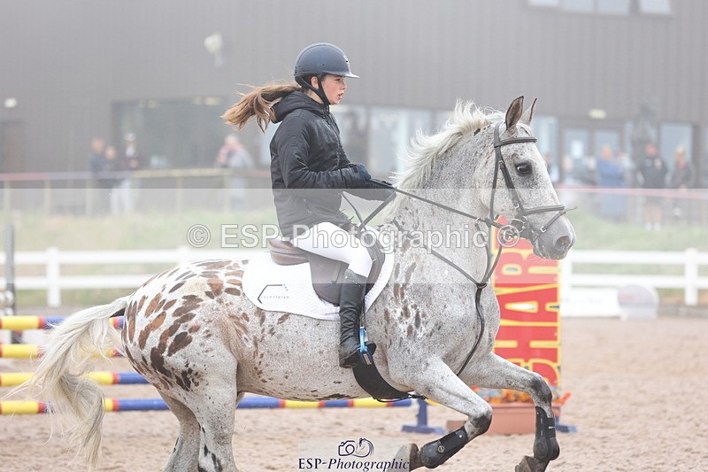 240630A-094519-11608 - Cls 30 British Novice and 80cm Open