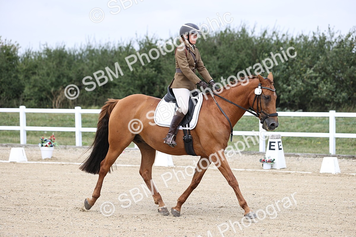 SBM_017396 - Class 14 - Novice 23 - 13.52-14.55