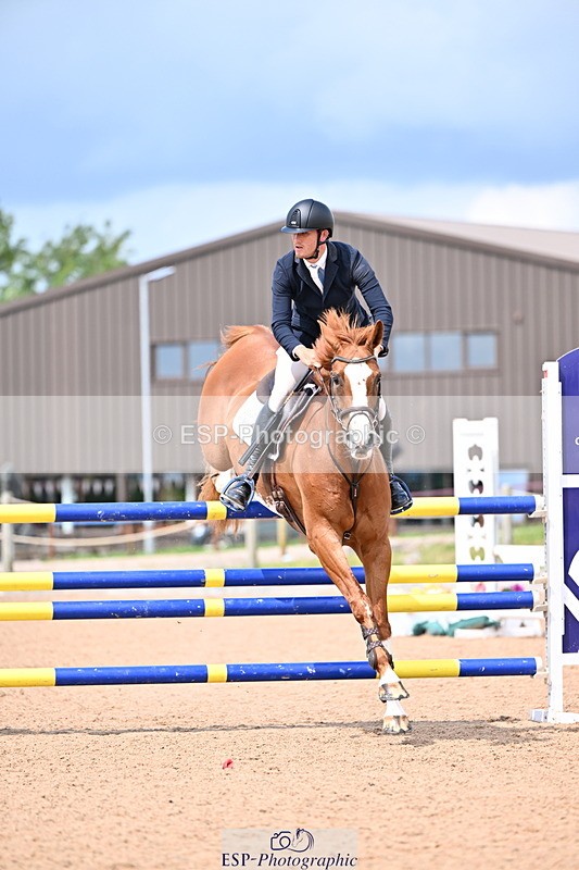 240726A-135903-01564 - Cls 3 Snr Foxhunter