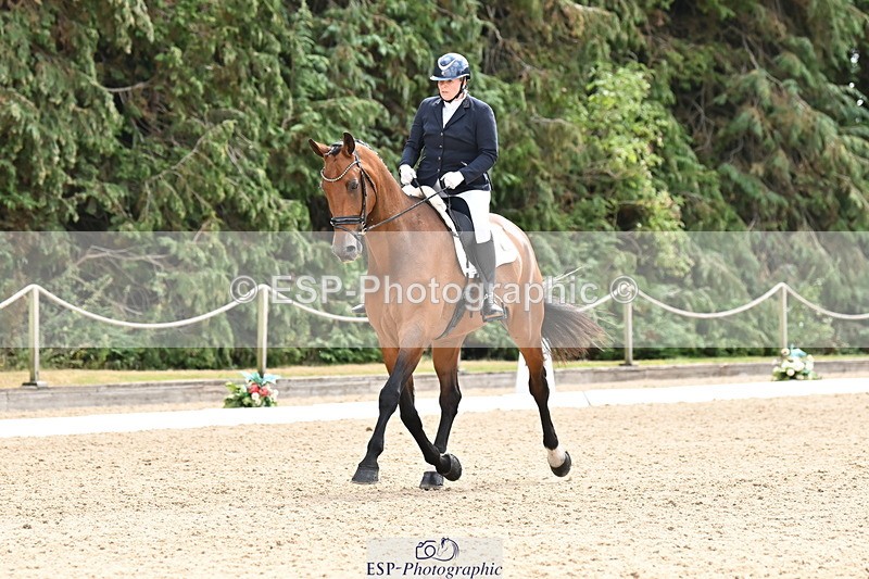 250808A-154541-01382 - 006-Katherine.CarneCalcourt.Romancier