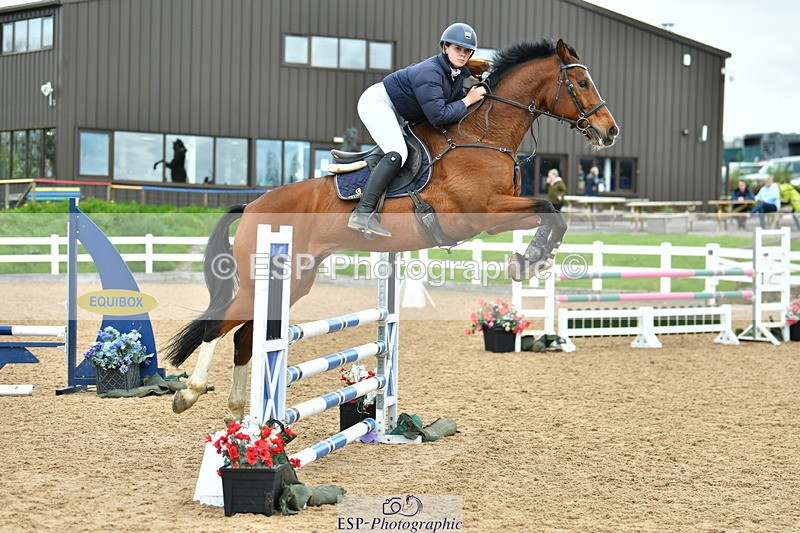 230507A-124059-07822 - Cls 42 95cm Amateur Quali