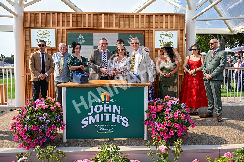 110726-Race 5-Cruden-2490 - Race 5 16.20pm John Smith's Stayers' Handicap