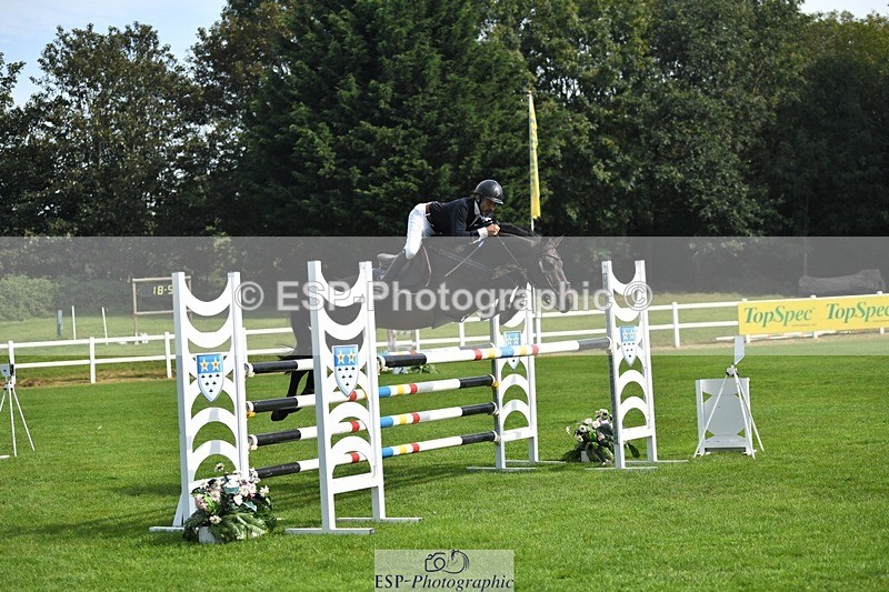 230908-111957-01110 - Cls 2 Snr Foxhunter & 1.20m Open