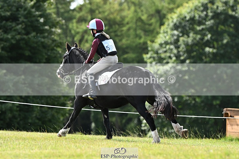 240825X-112630-32033 - 70cm XC 11.00 to 12.00