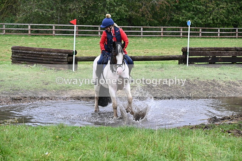 WJ6_6313 - Time at Photographer 12:41 to 13:05