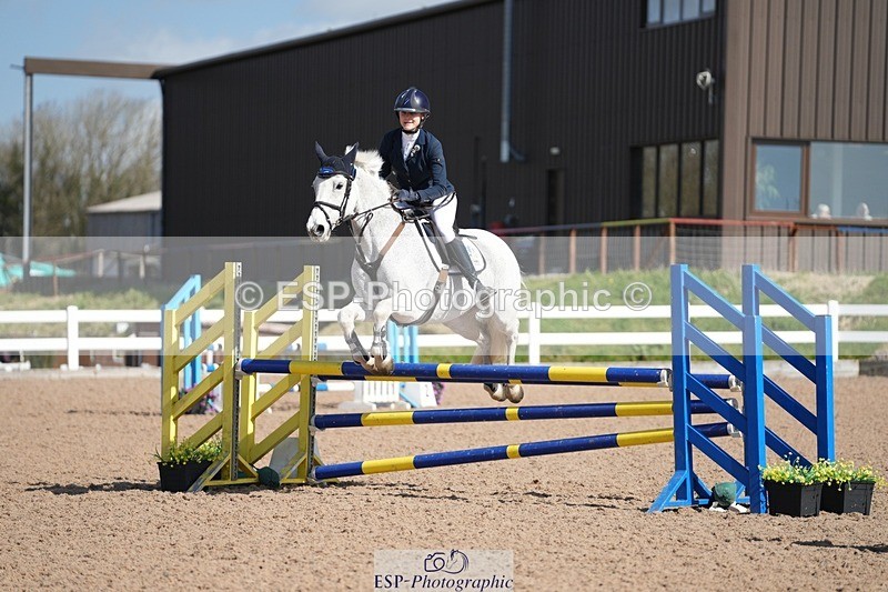 250329-104839-03727 - Cls 20 British Novice and 90cm