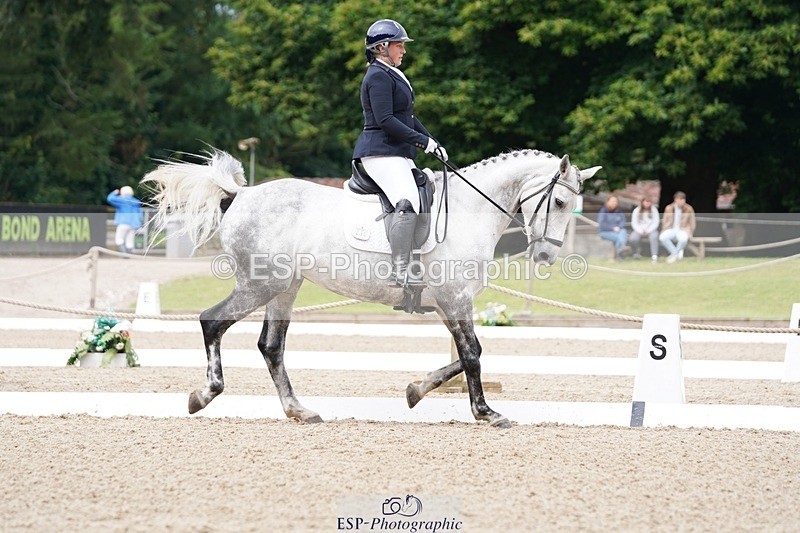 240721-112542-07781 - 240-Kim_Lock-Right_On_Time_1