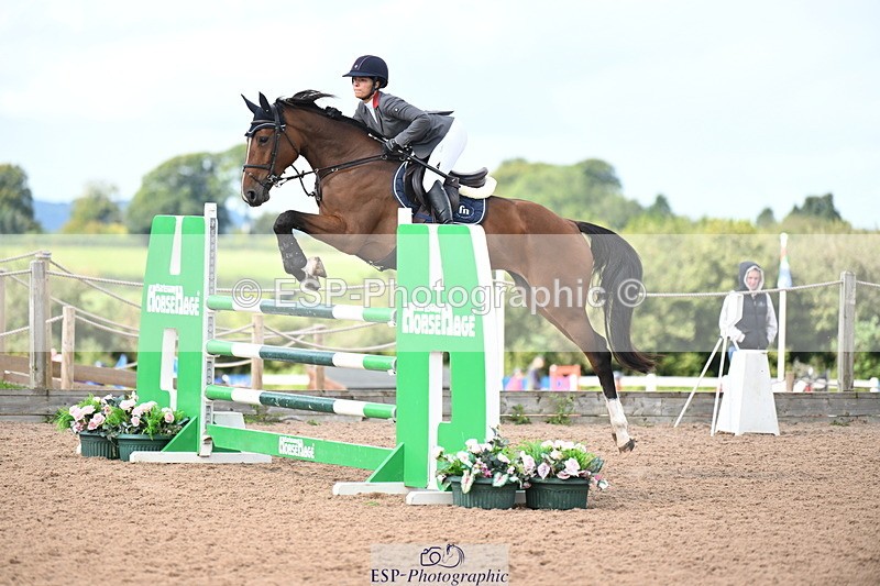 240912A-130502-01617 - Cls 3 Snr Foxhunter