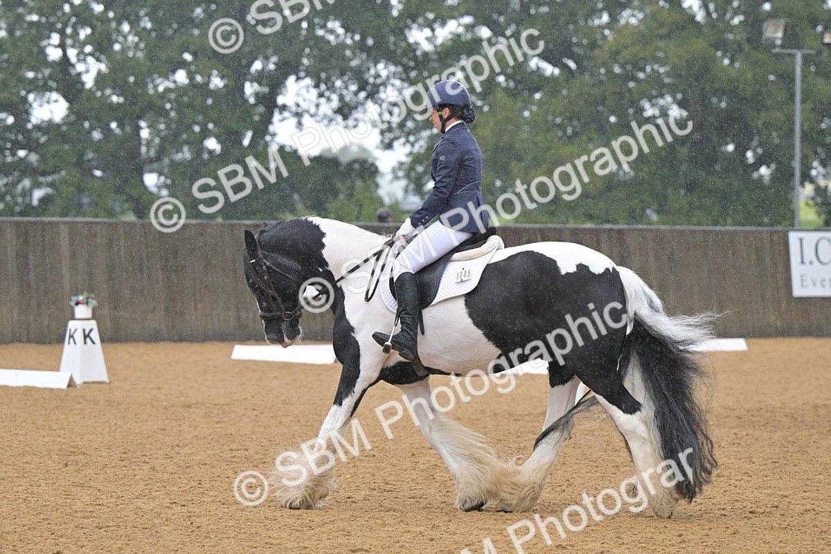SBM_02215 - D2 - Small Tour Championship Intro 2