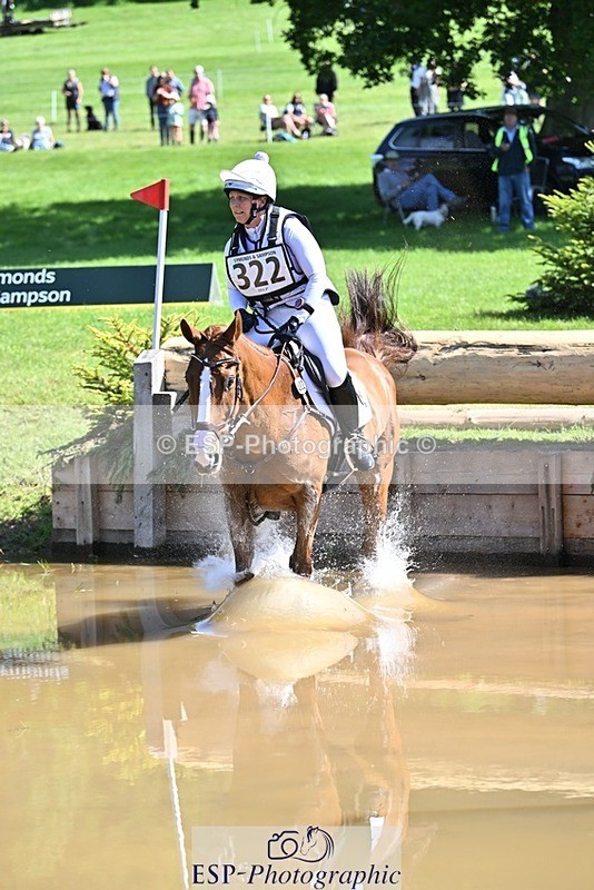 240525-105411-12109 - 322-CHILLI_KING-Gemma_Stevens