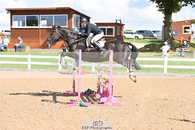 230915A-143930-00654 - Cls 12 1.05m Amateur Qualifier