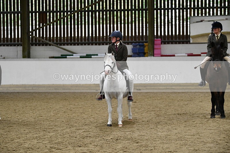 WJ5_6410 - Class 9 Ridden Veteran