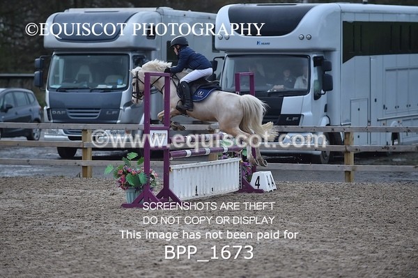 BPP_1673 - CLASS 10 Winter/ Summer 128cm/ Winter/ Summer 138cm