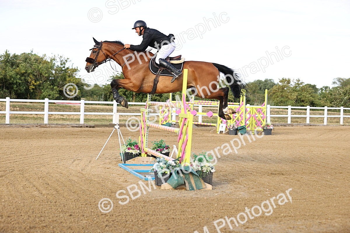 SBM_012359 - Class 11 - National 1.40m Open