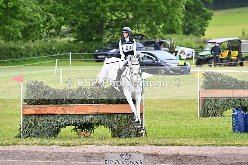 250524A-104406-09385 - A-063-Elizabeth.Barratt-RIDE.FOR.THAIS.CHAMAN.DUMONTCEAU