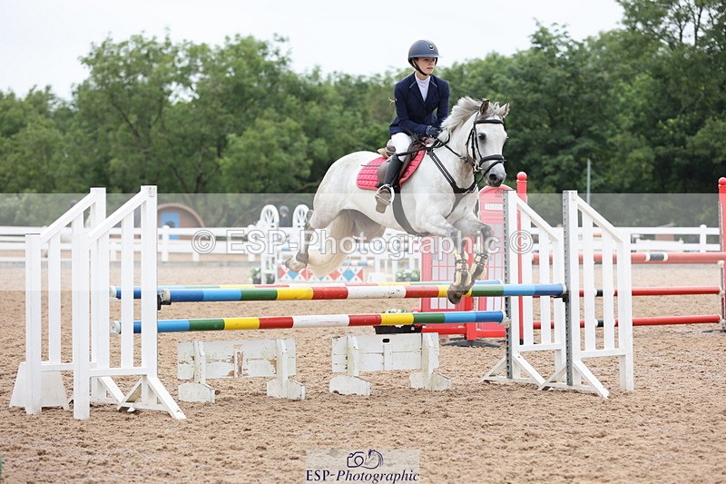 240630A-104534-12375 - Cls 31 Discovery and 90cm Open