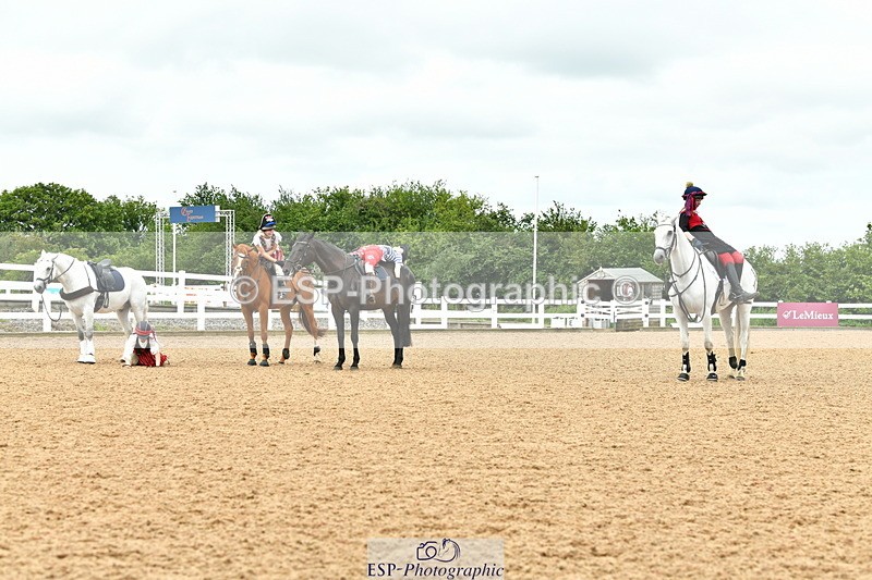 230804A-110913-02161 - Musical Ride