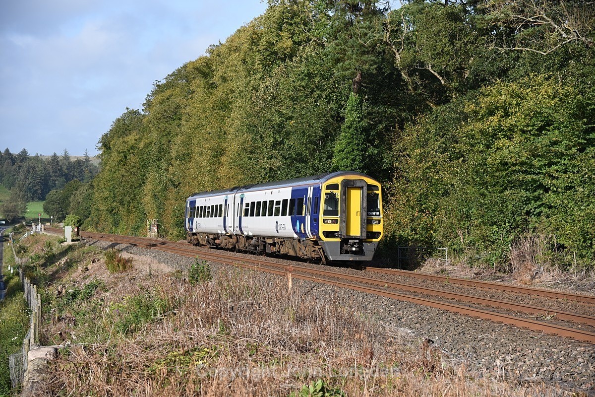 JL - 25.9.23 158816 09.22 Carlisle - Morpeth, Haltwhistle - Tyne Valley (west to east)