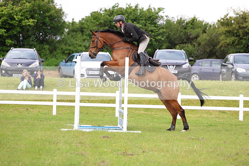 3E7A6771 - Class 11: Senior Newcomers/1.10 open