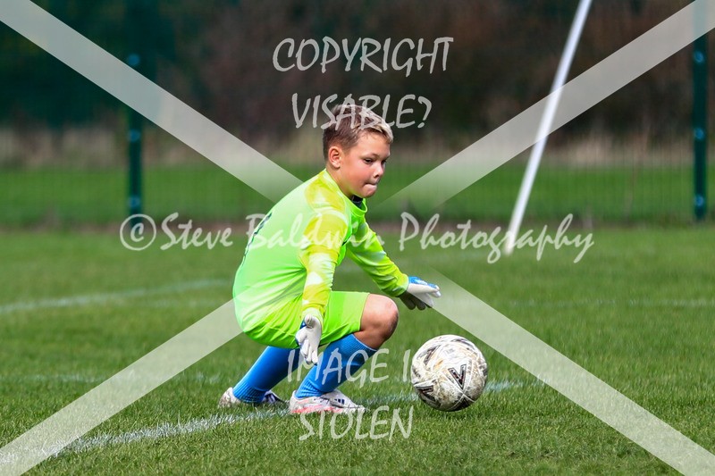 1DX20175 - 2025-10-05 FC Abbey Meads U11 Blue V St Andrews FC U11 Cardinals
