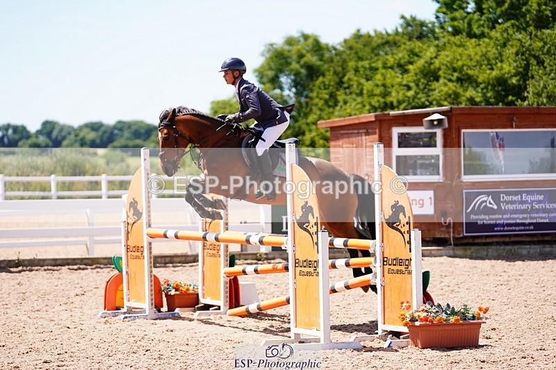 240629A-121512-05262 - Cls 18 Newcomers and 1m Open