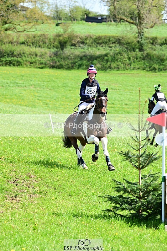 260418-132840-03975 - F-253-Rachael.Whittaker