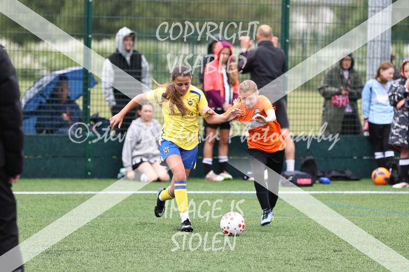 1DX32147 - Sat 6th U12 Girls