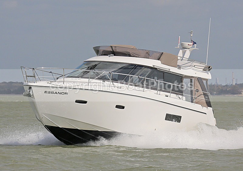 140418 ESSANOR SEALINE F42 WT7A7398 - Flybridge Cruisers
