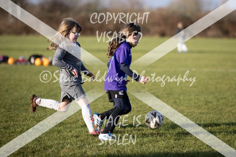 1DX30608 - 2026-01-17 FC Abbey Meads U9 Purple Girls V Develop FC U9 Girls