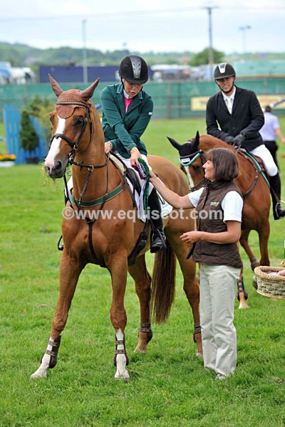 EQUISCOT 9334 - A WEE PEEK AT RHS 2013