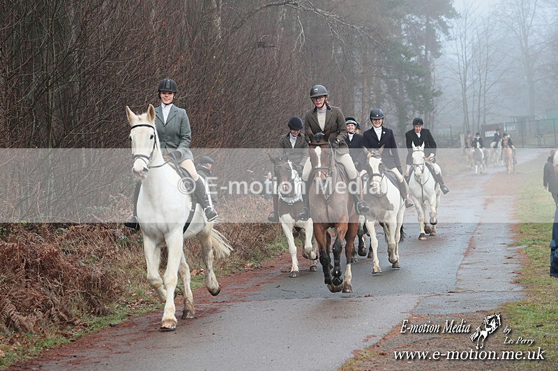 HUPY 261224 278 - Pytchley with Woodland Hunt Boxing Day Meet 26th December 2024