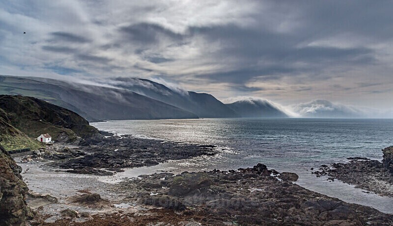 Niarbyl sun breaks through - Skies of Man
