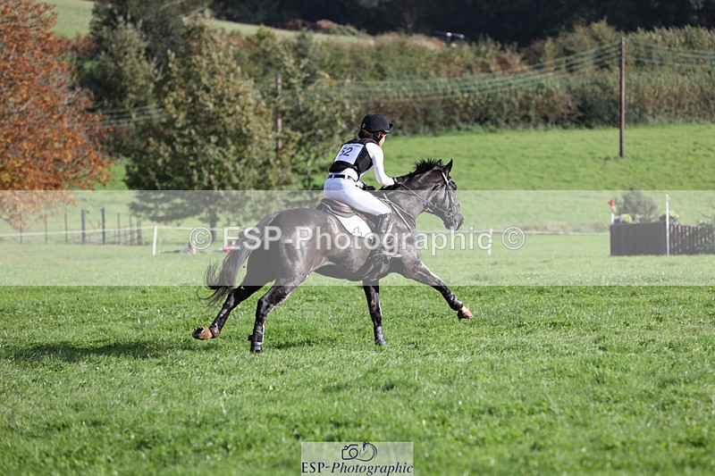 241025-114449-06558 - 052-Lydia.Heywood-JUST.THE.BISCUIT