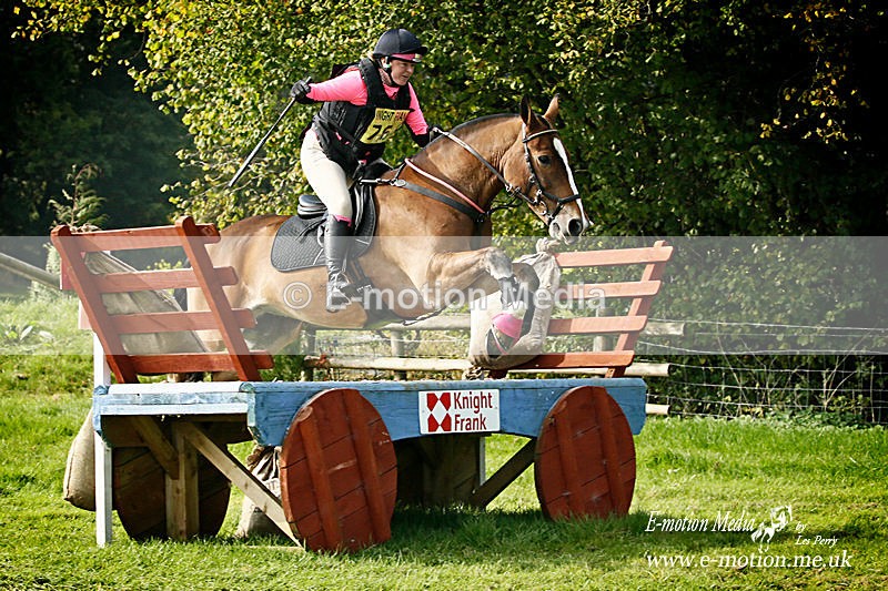 _LEZ0531a - Equestrian