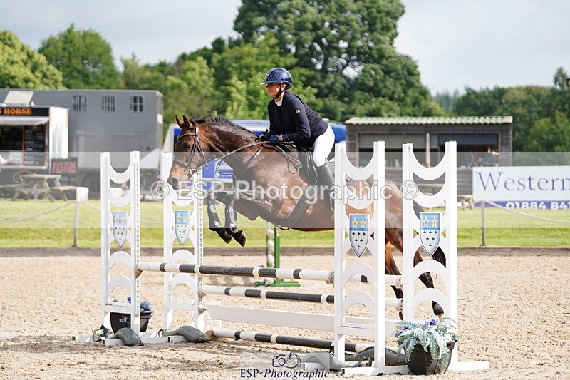 250613A-091732-01046 - Cls 9 85cm Amateur Quali