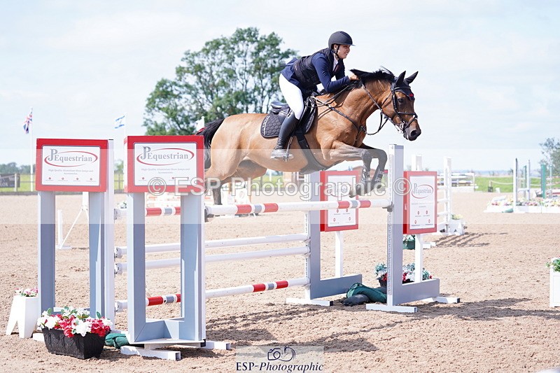 240802A-111822-03763 - Cls 16 Snr 1.20m Open