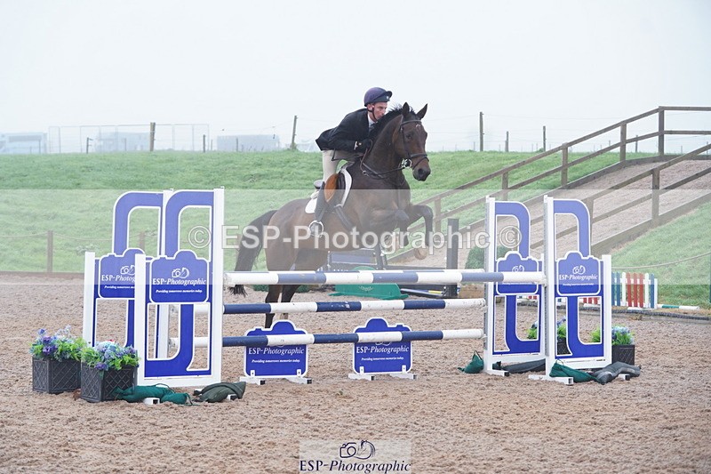 241006A-113848-06605 - Cls 19 Snr 1.05m Open