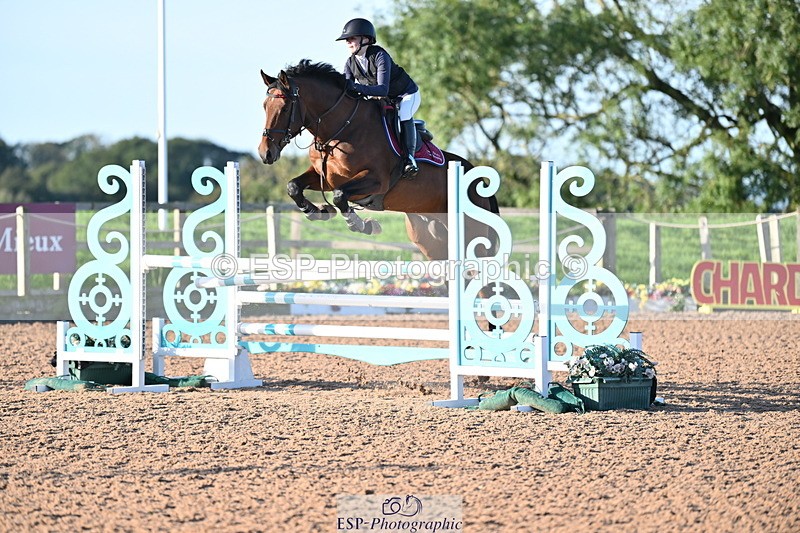 231015A-091125-06878 - Cls 28 Newcomers & 1.10m Open