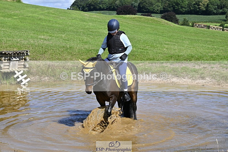 240728B-105818-00772 - Theo's Group XC