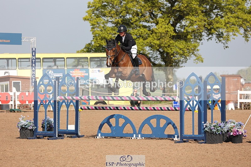 240511A-094114-11184 - Cls 32 Foxhunter