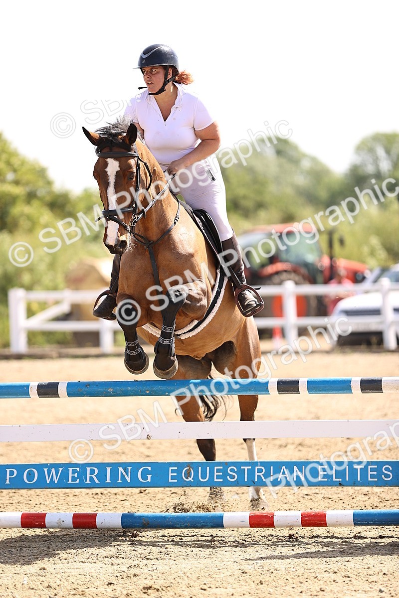 SBM_003657 - Class 9 British Novice/90cm