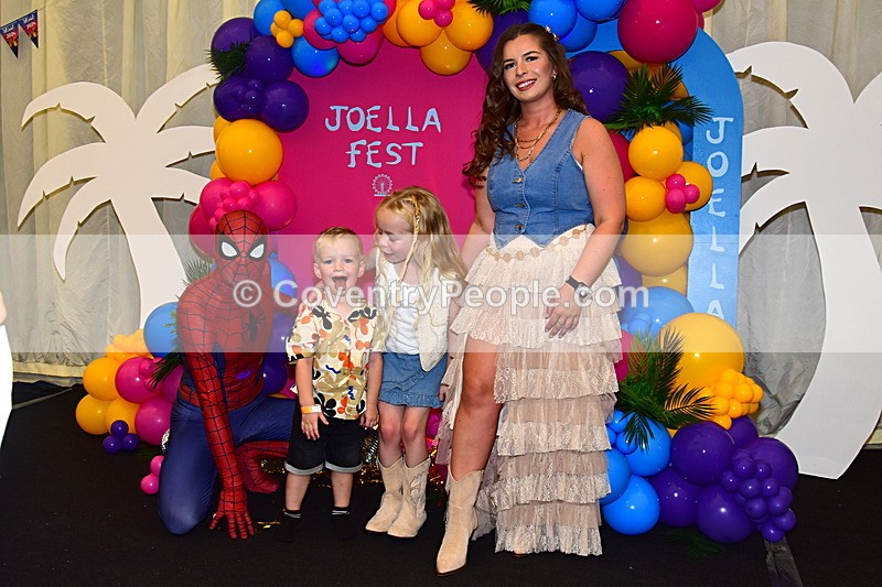 CON-295 - Joey and Ella