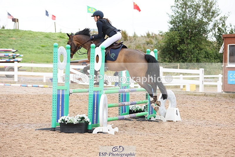 240630A-111533-12573 - Cls 31 Discovery and 90cm Open