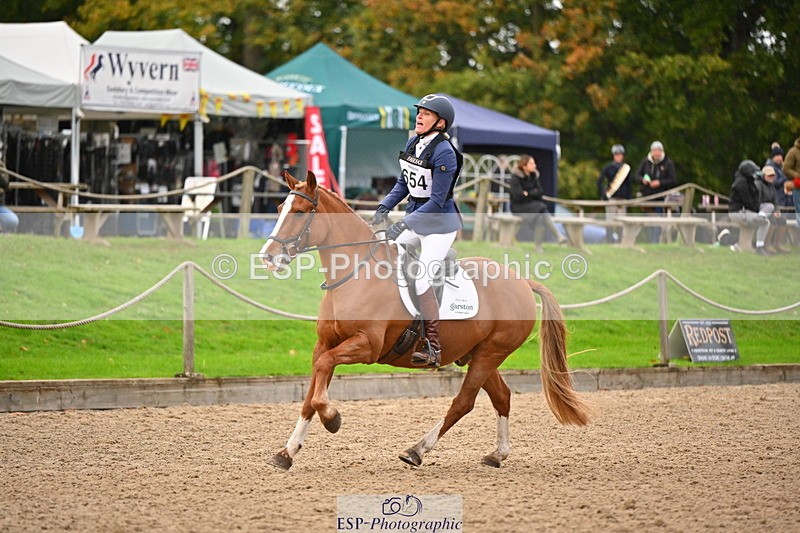 251026A-171713-27005 - H-654-Philippa.Skelton