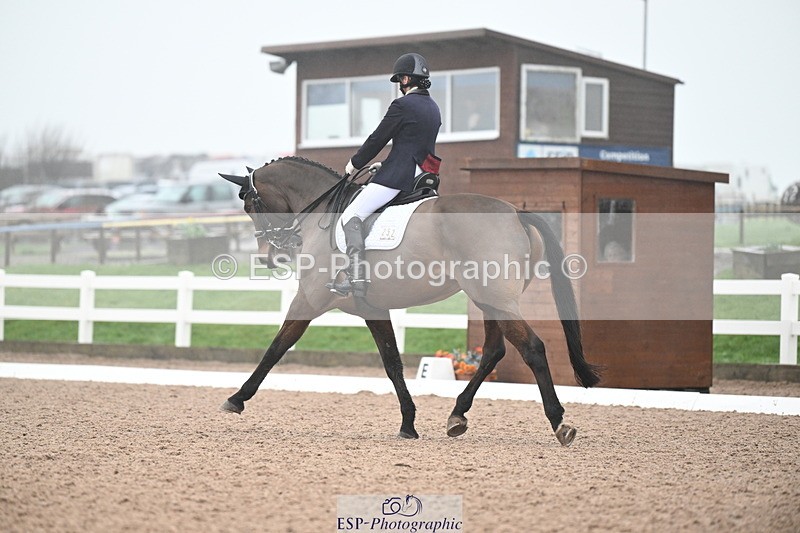 240217A-145207-03734 - 252-Kathryn.Little-Quietly.Does.It